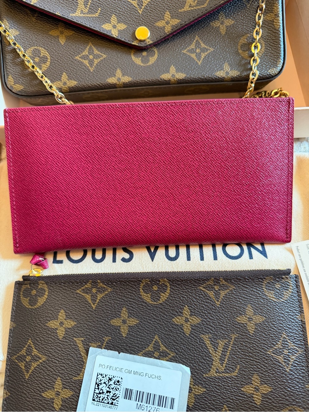 Louis Vuitton Pochette Félicie Monogram Crossbody Bag - Picture 4 of 17